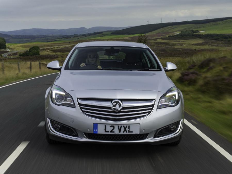  Vauxhall Insignia ecoFLEX Hatchback 2013 года  (фото 10 из 25)